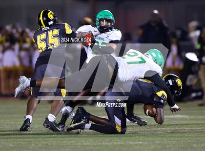 Thumbnail 2 in Narbonne vs. King/Drew photogallery.