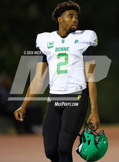 Thumbnail 3 in Narbonne vs. King/Drew photogallery.
