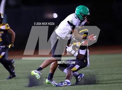 Thumbnail 3 in Narbonne vs. King/Drew photogallery.