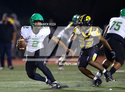 Thumbnail 2 in Narbonne vs. King/Drew photogallery.