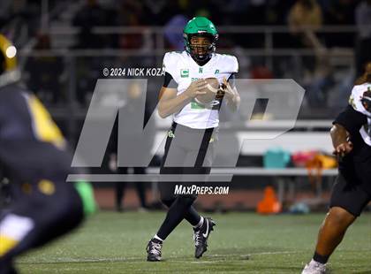 Thumbnail 3 in Narbonne vs. King/Drew photogallery.