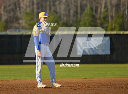 Thumbnail 1 in Oscar Smith @ Hickory photogallery.