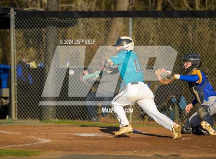 Thumbnail 2 in Oscar Smith @ Hickory photogallery.