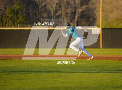Thumbnail 1 in Oscar Smith @ Hickory photogallery.