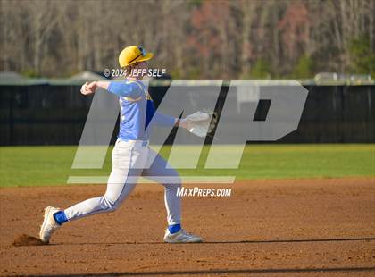 Thumbnail 2 in Oscar Smith @ Hickory photogallery.
