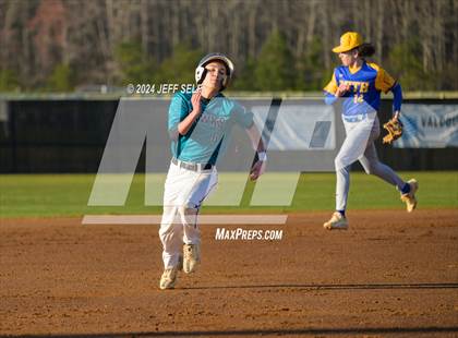 Thumbnail 2 in Oscar Smith @ Hickory photogallery.