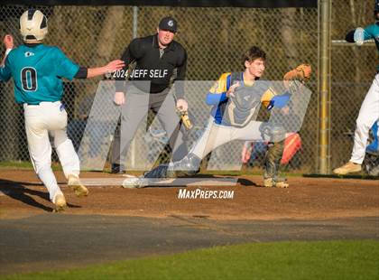 Thumbnail 3 in Oscar Smith @ Hickory photogallery.