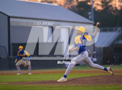 Thumbnail 1 in Oscar Smith @ Hickory photogallery.