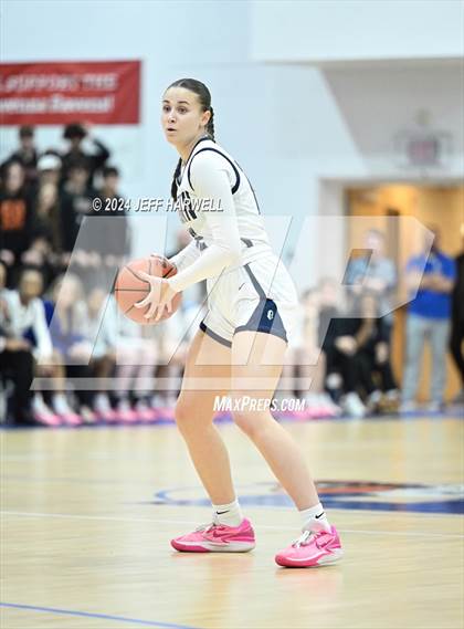 Thumbnail 1 in Archbishop Hoban vs. Ellet (OHSAA D1 District Semifinal) photogallery.