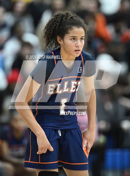 Thumbnail 2 in Archbishop Hoban vs. Ellet (OHSAA D1 District Semifinal) photogallery.