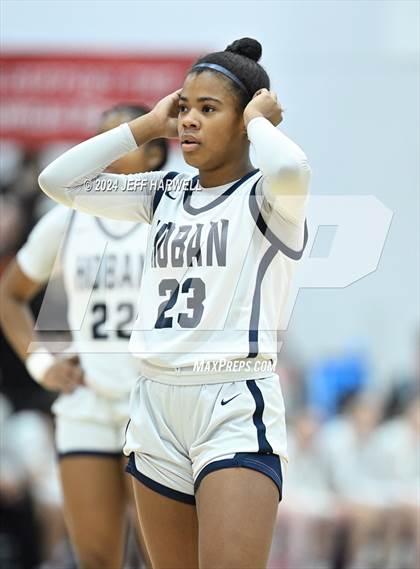 Thumbnail 1 in Archbishop Hoban vs. Ellet (OHSAA D1 District Semifinal) photogallery.