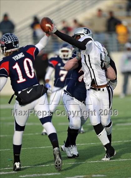 Thumbnail 3 in Ryan vs. Guyer (Texas 4A Region I D1 Final) photogallery.