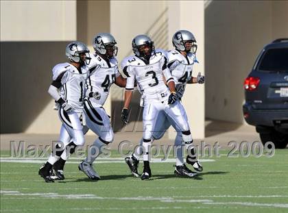 Thumbnail 2 in Ryan vs. Guyer (Texas 4A Region I D1 Final) photogallery.