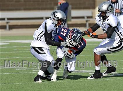 Thumbnail 3 in Ryan vs. Guyer (Texas 4A Region I D1 Final) photogallery.