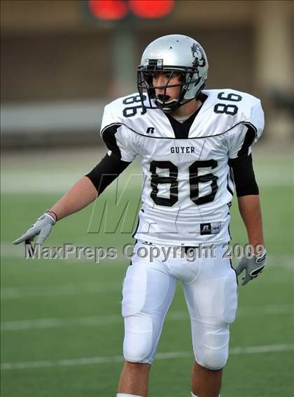 Thumbnail 1 in Ryan vs. Guyer (Texas 4A Region I D1 Final) photogallery.