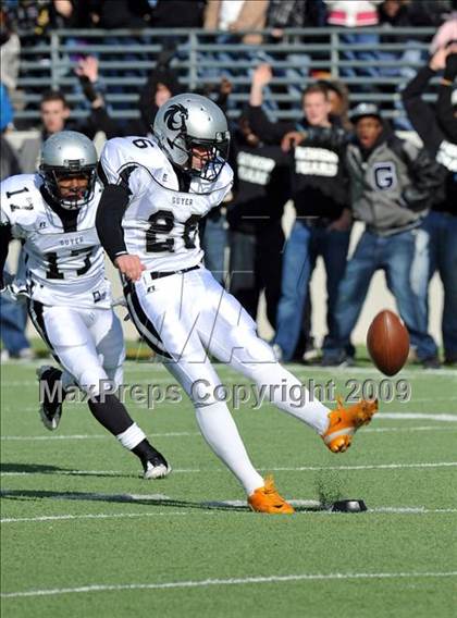 Thumbnail 3 in Ryan vs. Guyer (Texas 4A Region I D1 Final) photogallery.