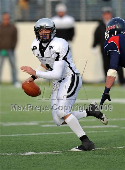 Thumbnail 1 in Ryan vs. Guyer (Texas 4A Region I D1 Final) photogallery.