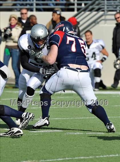 Thumbnail 1 in Ryan vs. Guyer (Texas 4A Region I D1 Final) photogallery.
