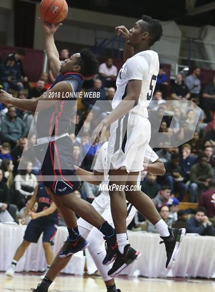 Thumbnail 1 in Findlay Prep vs. Immaculate Conception (Spalding Hoophall Classic) photogallery.