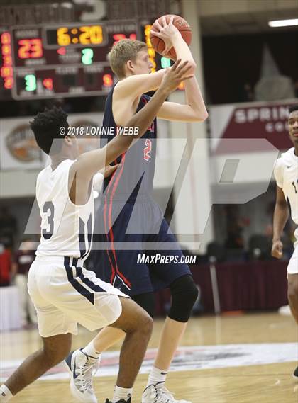 Thumbnail 3 in Findlay Prep vs. Immaculate Conception (Spalding Hoophall Classic) photogallery.