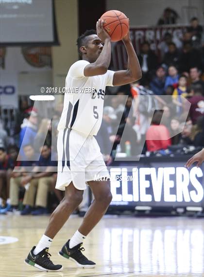 Thumbnail 1 in Findlay Prep vs. Immaculate Conception (Spalding Hoophall Classic) photogallery.
