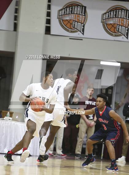 Thumbnail 2 in Findlay Prep vs. Immaculate Conception (Spalding Hoophall Classic) photogallery.