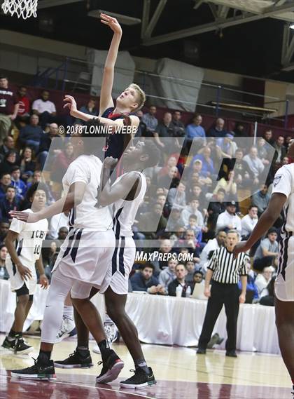Thumbnail 3 in Findlay Prep vs. Immaculate Conception (Spalding Hoophall Classic) photogallery.