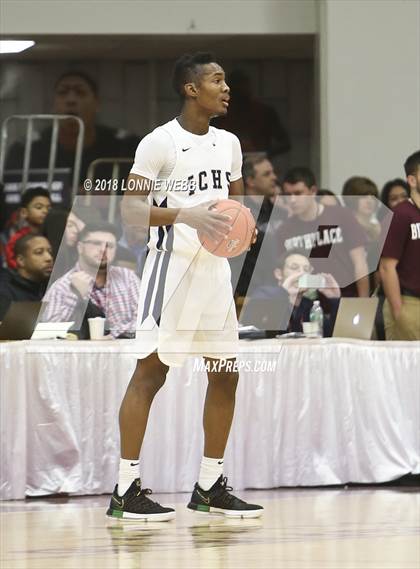 Thumbnail 2 in Findlay Prep vs. Immaculate Conception (Spalding Hoophall Classic) photogallery.