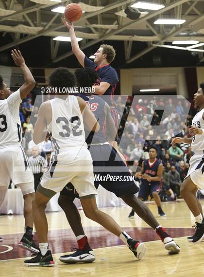 Thumbnail 3 in Findlay Prep vs. Immaculate Conception (Spalding Hoophall Classic) photogallery.