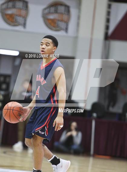 Thumbnail 1 in Findlay Prep vs. Immaculate Conception (Spalding Hoophall Classic) photogallery.