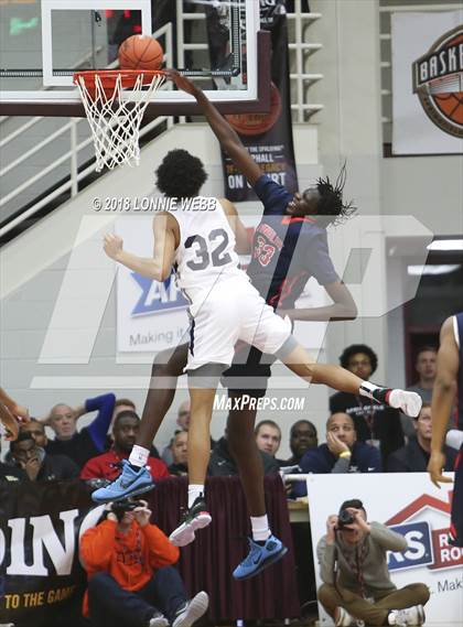 Thumbnail 1 in Findlay Prep vs. Immaculate Conception (Spalding Hoophall Classic) photogallery.