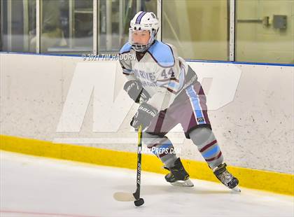 Thumbnail 3 in Toms River South/Toms River East vs Southern Regional photogallery.