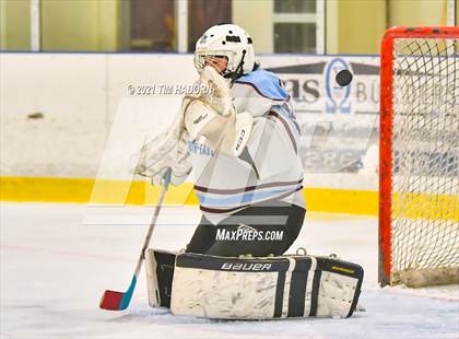 Thumbnail 3 in Toms River South/Toms River East vs Southern Regional photogallery.