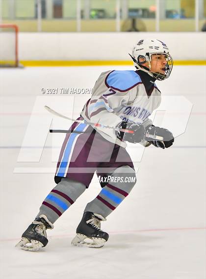 Thumbnail 2 in Toms River South/Toms River East vs Southern Regional photogallery.