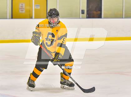 Thumbnail 2 in Toms River South/Toms River East vs Southern Regional photogallery.
