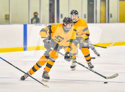 Thumbnail 3 in Toms River South/Toms River East vs Southern Regional photogallery.
