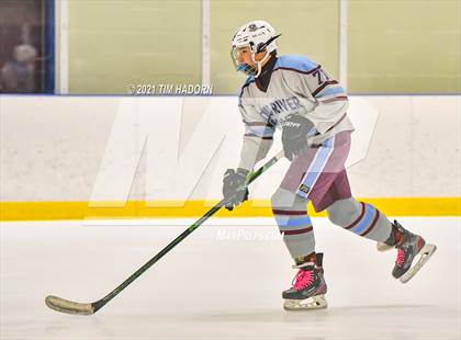 Thumbnail 3 in Toms River South/Toms River East vs Southern Regional photogallery.