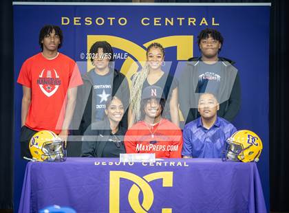 Thumbnail 1 in DeSoto Central Signing Day photogallery.