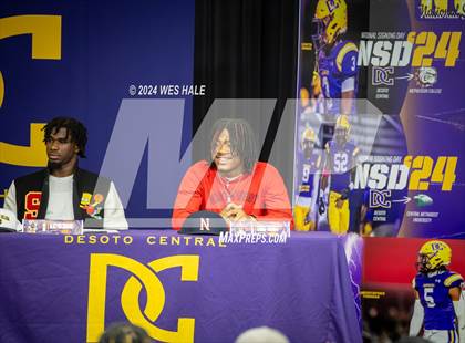 Thumbnail 1 in DeSoto Central Signing Day photogallery.