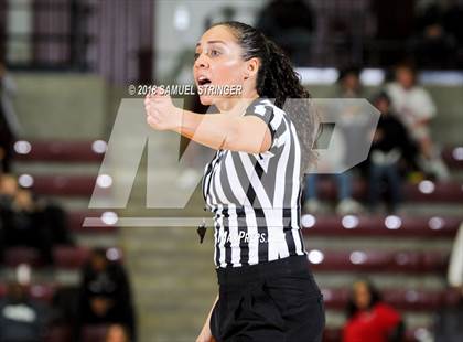 Thumbnail 3 in Sacred Heart Cathedral Preparatory @ Miramonte (CIF NorCal D1 Regional Final) photogallery.