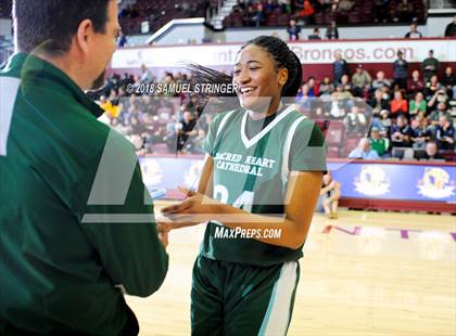 Thumbnail 3 in Sacred Heart Cathedral Preparatory @ Miramonte (CIF NorCal D1 Regional Final) photogallery.