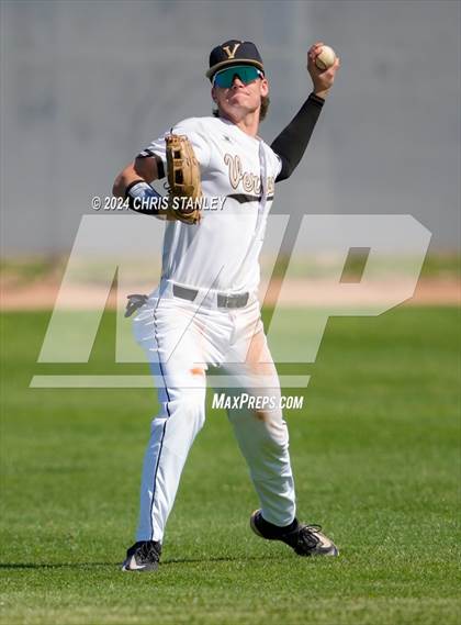 Thumbnail 2 in Verrado vs. Campo Verde photogallery.