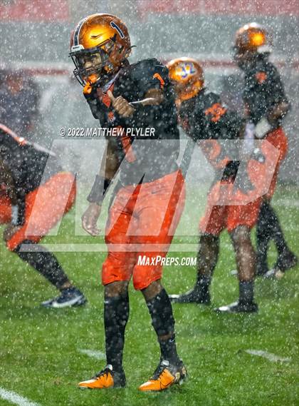 Thumbnail 3 in Cardinal Gibbons vs. Chambers (NCHSAA 4A Final) photogallery.