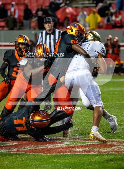 Thumbnail 1 in Cardinal Gibbons vs. Chambers (NCHSAA 4A Final) photogallery.