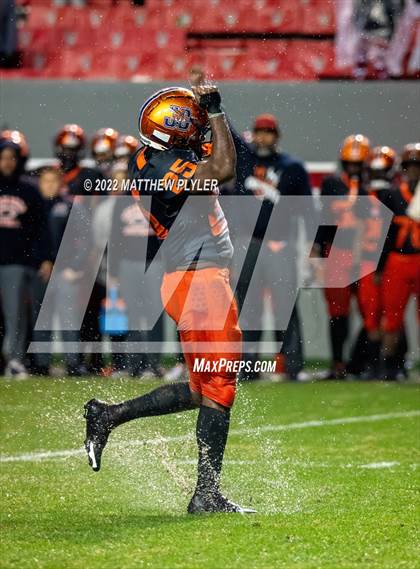 Thumbnail 2 in Cardinal Gibbons vs. Chambers (NCHSAA 4A Final) photogallery.