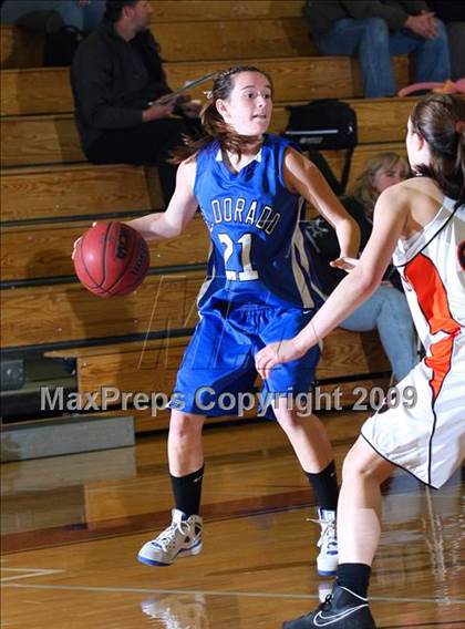 Thumbnail 2 in El Dorado vs. Roseville (Whitney Wildcat Tournament) photogallery.