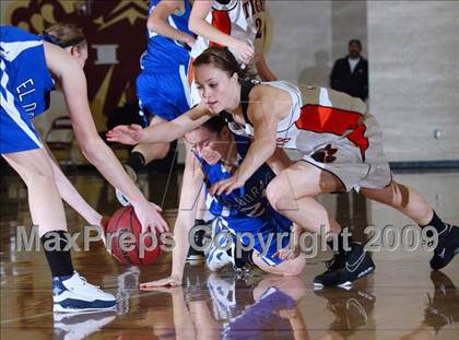Thumbnail 2 in El Dorado vs. Roseville (Whitney Wildcat Tournament) photogallery.