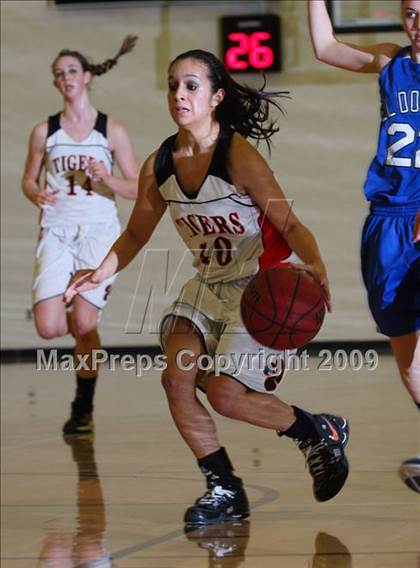 Thumbnail 1 in El Dorado vs. Roseville (Whitney Wildcat Tournament) photogallery.