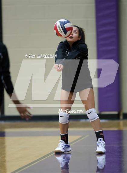 Thumbnail 3 in Pflugerville @ Liberty Hill photogallery.