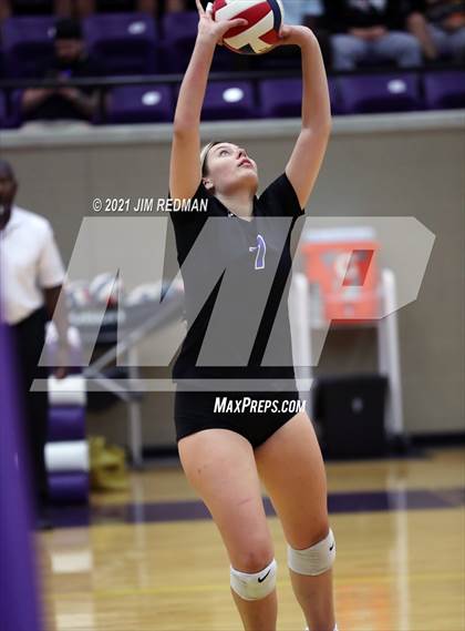 Thumbnail 3 in Pflugerville @ Liberty Hill photogallery.
